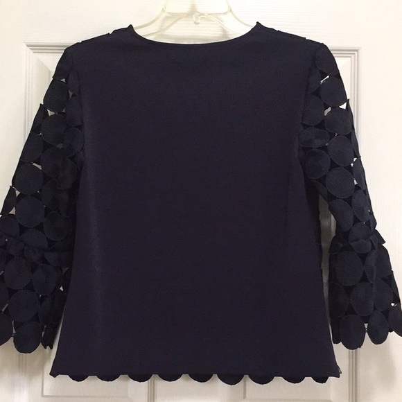 Ann Taylor Circle Lace Flare Sleeve Top Navy - Picture 6 of 11